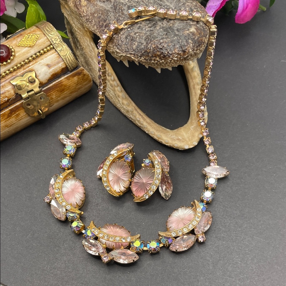 High end vintage jewelry set  A54 🔥